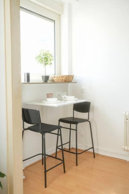 Stadtoase Wohnung Nahe Hauptbahnhof โคเบลนซ์ ภายนอก รูปภาพ
