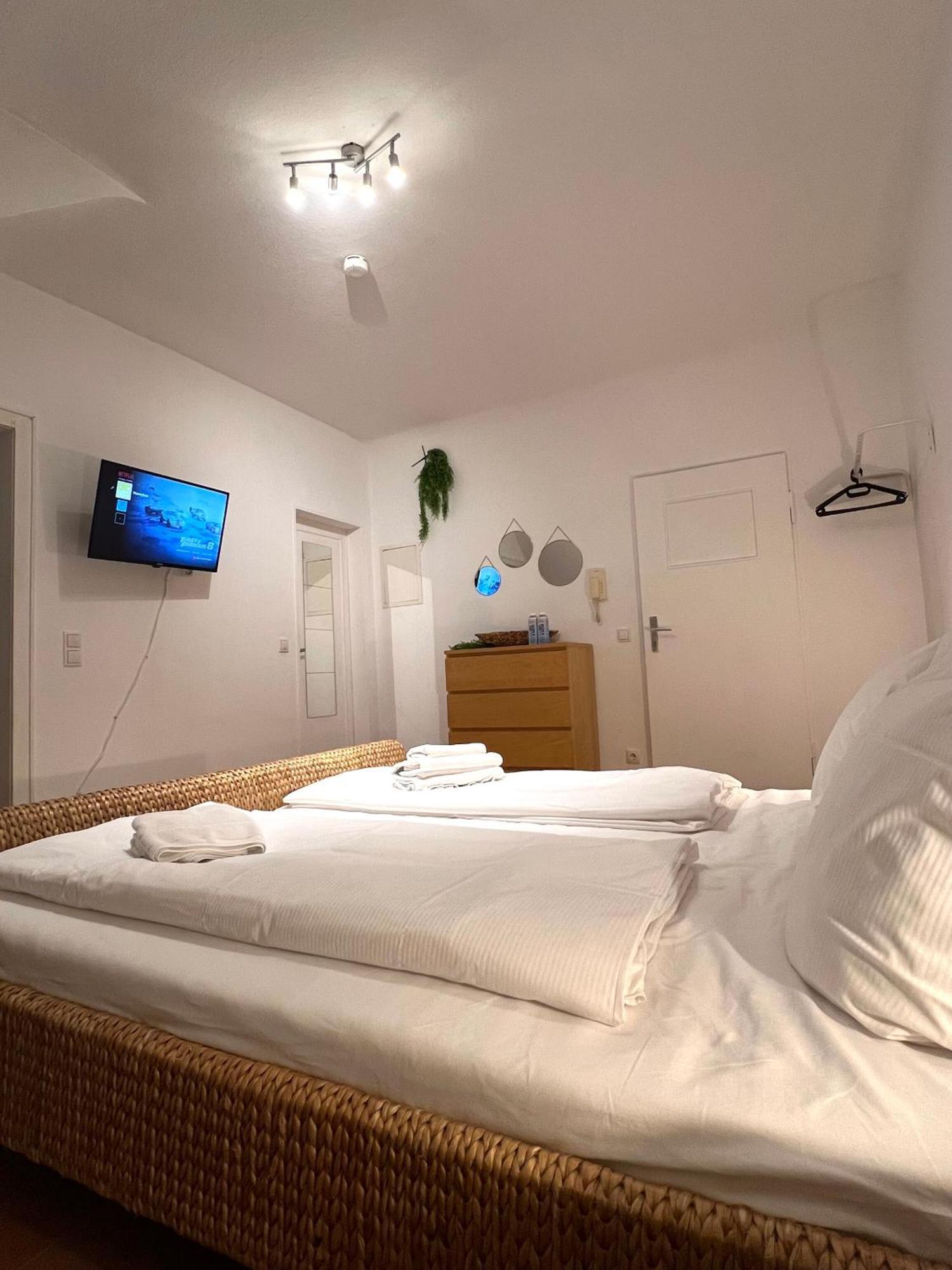 Stadtoase Wohnung Nahe Hauptbahnhof โคเบลนซ์ ภายนอก รูปภาพ